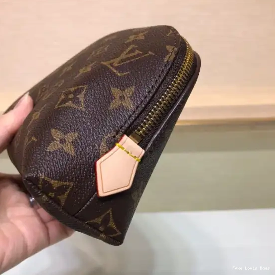 Rep ladies GM LOUIS POUCH VUITTON COSMETIC 0626